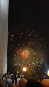 Ich hoffe auf viele weitere schöne Momente für mein Jahr in Russland, wie dieses Feuerwerk am Ende des "Tages der Stadt".
